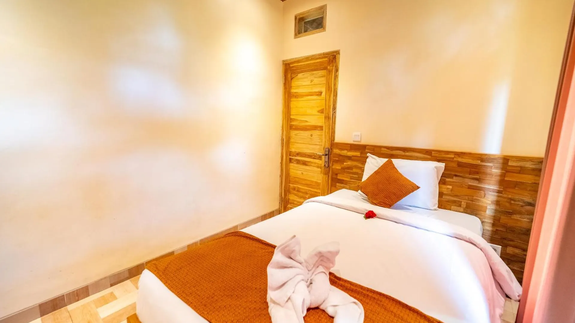 Prayatna Villas Ubud  Bed & Breakfast