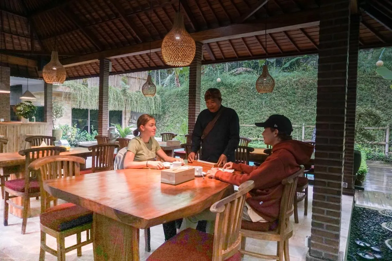 Prayatna Villas Ubud  Bed & Breakfast