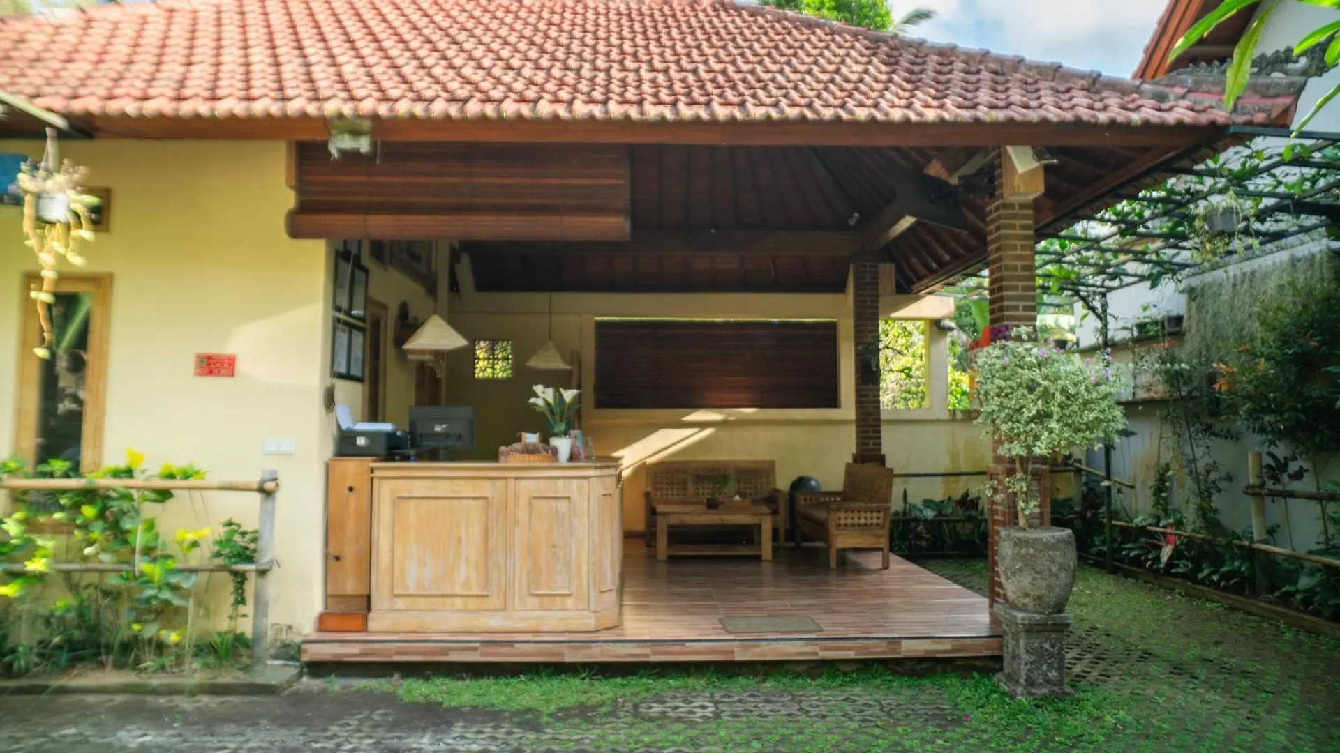 Panzió Prayatna Villas Ubud