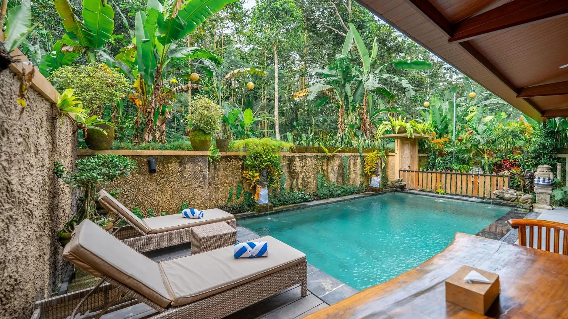 Panzió Prayatna Villas Ubud